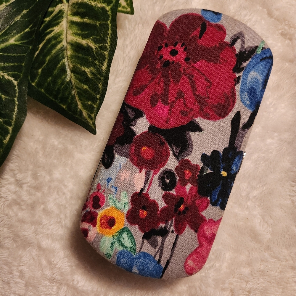 thirty-one Fabric Flower Wallet Case